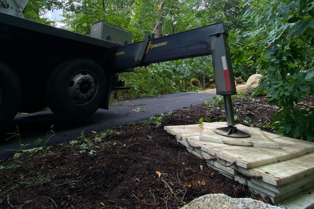 Affordable Crane Rental Michigan Customer Service Safety